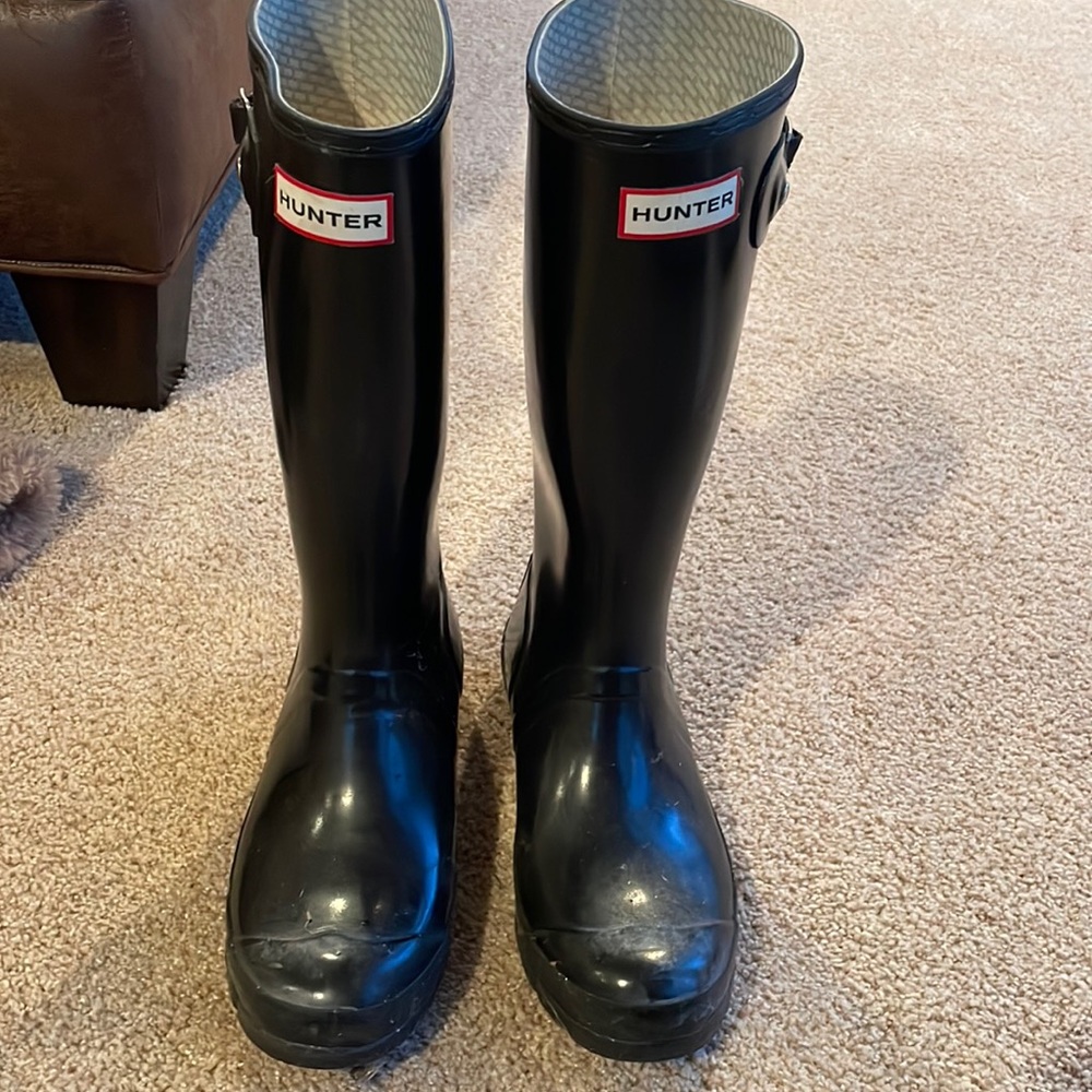 Black tall hunter boots size 6 Women’s
